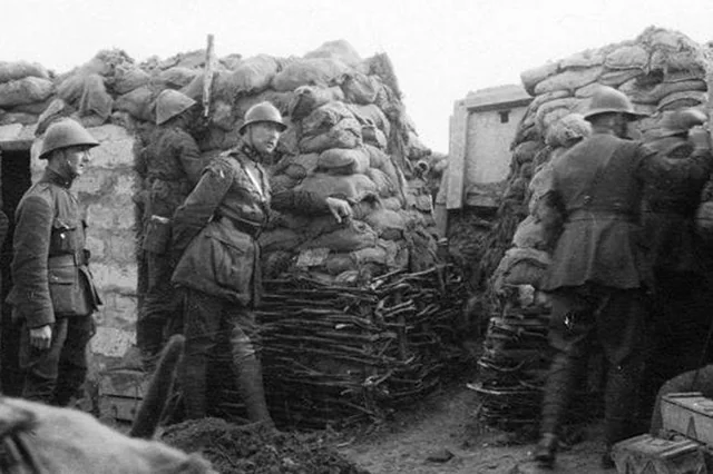 Belgian officers commanding soldiers in the Heroic Resistance of Belgium