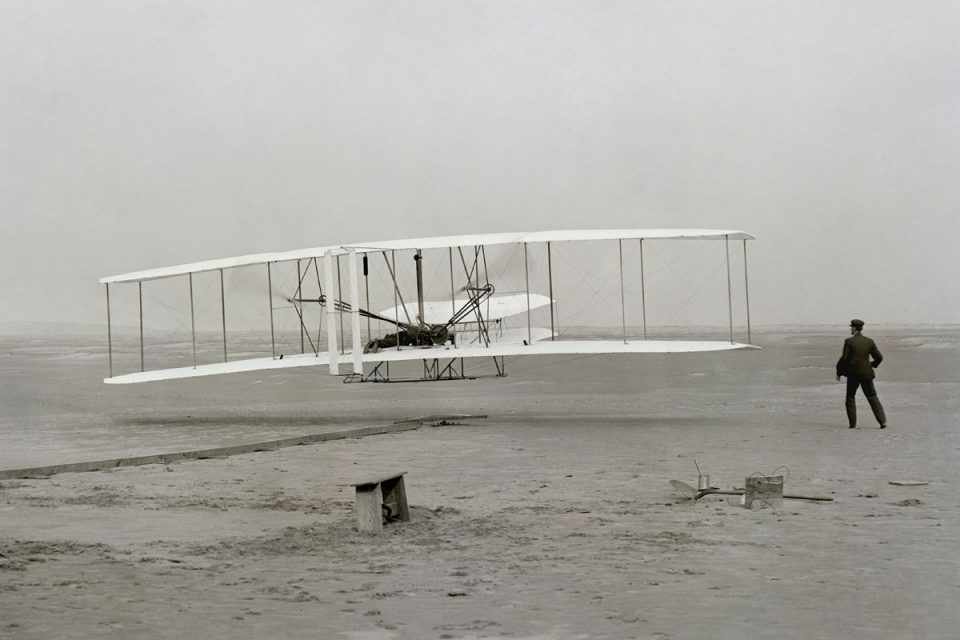 O primeiro voo da história da aviação