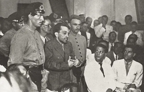  Luís Carlos Prestes sendo preso pela intentona comunista