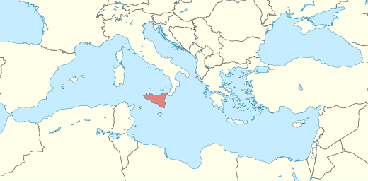 Sicília (em vermelho) em relação ao Norte da África, Grécia e Itália continental.