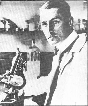 Pathologist Sir Bernard Spilsbury, who assisted with the operation.