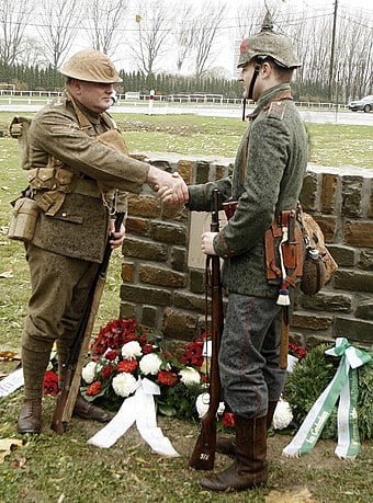 Descendentes britânicos e alemães de veteranos da Grande Guerra
